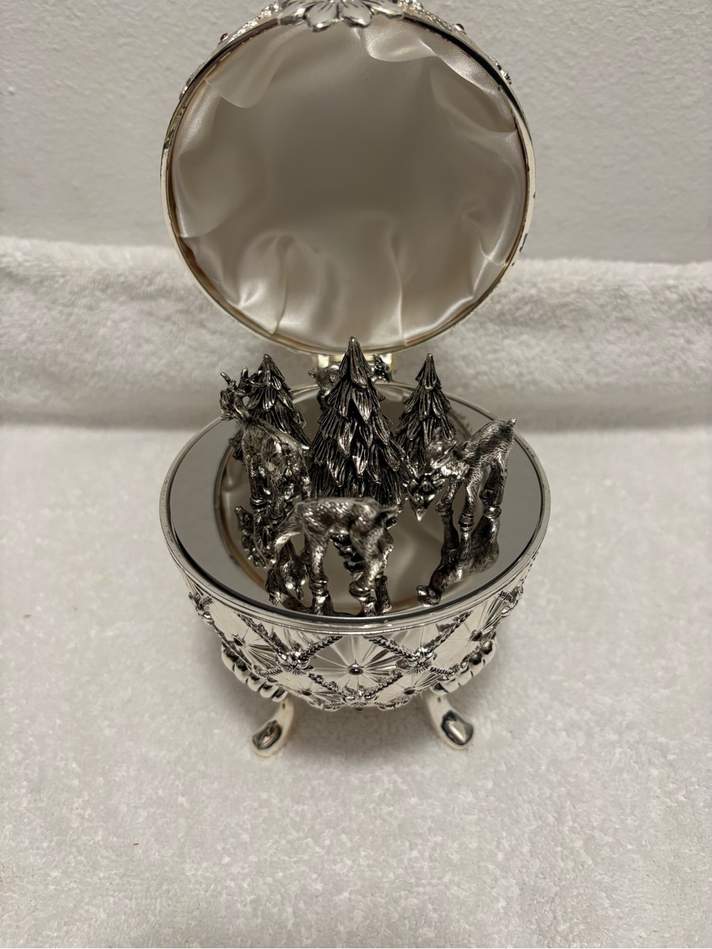 Silver Forest Deer Music Box Wallace silversmiths